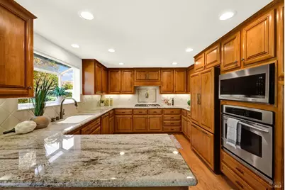 2725 Seminole Drive, Fairfield, CA 94534 - Photo 23
