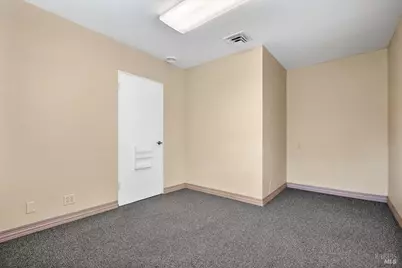1190 Montgomery Drive, Santa Rosa, CA 95405 - Photo 11