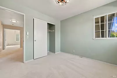 914 Buckingham Drive, Windsor, CA 95492 - Photo 37