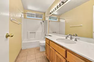 914 Buckingham Dr, Windsor, CA 95492 - Photo 45
