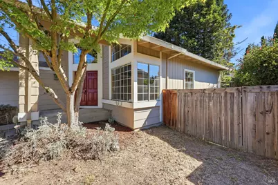 914 Buckingham Drive, Windsor, CA 95492 - Photo 3