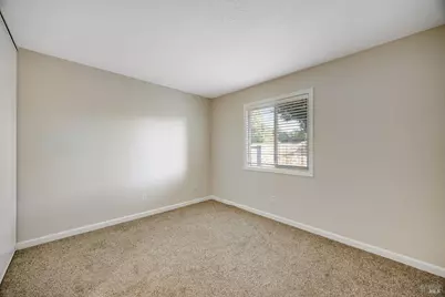 7343 Corsica Court, Rohnert Park, CA 94928 - Photo 15