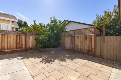 8119 Luisa Way, Windsor, CA 95492 - Photo 19