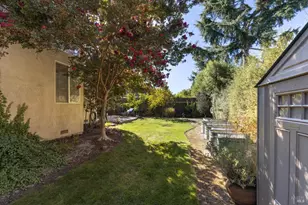 9119 St James Pl, Windsor, CA 95492 - Photo 35