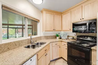 4651 Teakwood Court, Oakley, CA 94561 - Photo 15