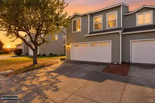 247 Clearpointe Dr, Vallejo, CA 94591 - Photo 29