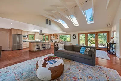 8622 Green Valley Road, Sebastopol, CA 95472 - Photo 17
