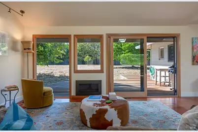 8622 Green Valley Road, Sebastopol, CA 95472 - Photo 19