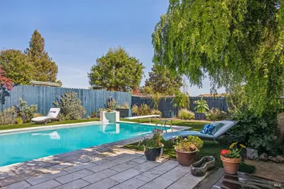2100 Center Road, Novato, CA 94947 - Photo 27