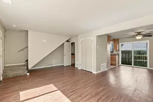 377 Wall Pl, Santa Rosa, CA 95401 - Photo 3