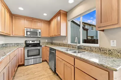 377 Wall Place, Santa Rosa, CA 95401 - Photo 5