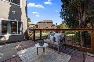 645 Snapdragon Pl, Benicia, CA 94510 - Photo 39