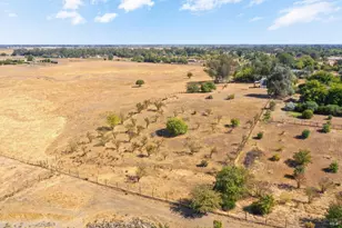 7829 Tres Ranchos Ln, Vacaville, CA 95688 - Photo 11