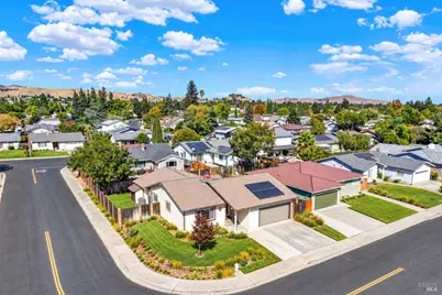 2798 Toland Drive, Fairfield, CA 94534 - Photo 5