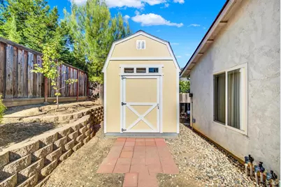 262 N Alamo Drive, Vacaville, CA 95688 - Photo 51