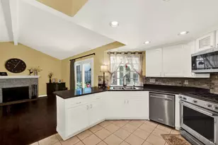 262 N Alamo Dr, Vacaville, CA 95688 - Photo 21