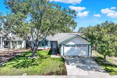 279 Park Lane, Vacaville, CA 95687 - Photo 3