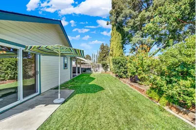 279 Park Lane, Vacaville, CA 95687 - Photo 45