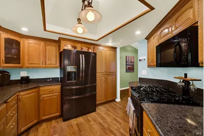 279 Park Lane, Vacaville, CA 95687 - Photo 17