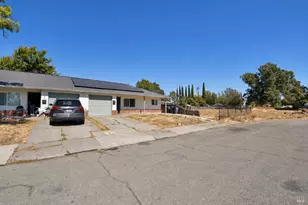 1722 Indiana St, Fairfield, CA 94533 - Photo 3