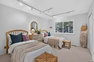 25 Elm Ave, Kentfield, CA 94904 - Photo 39