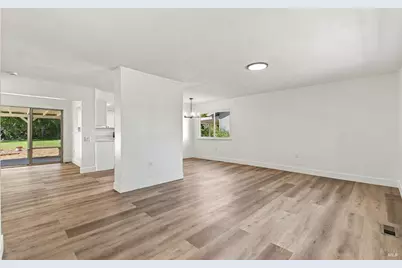 120 Olympic Circle, Vacaville, CA 95687 - Photo 7