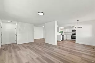 120 Olympic Cir, Vacaville, CA 95687 - Photo 9
