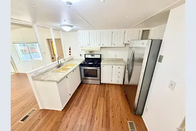 5756 Lois Avenue, Santa Rosa, CA 95403 - Photo 31