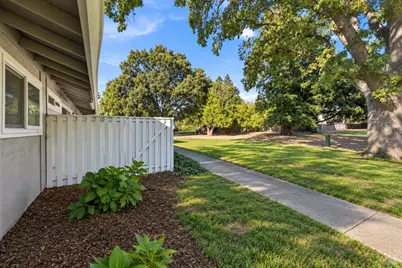 56 Belvedere Court, Napa, CA 94559 - Photo 25