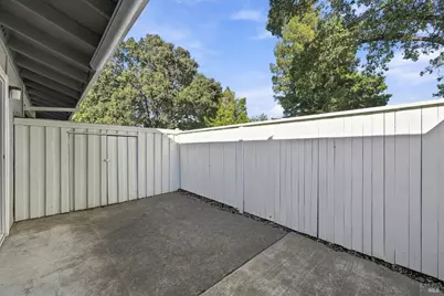 56 Belvedere Court, Napa, CA 94559 - Photo 23