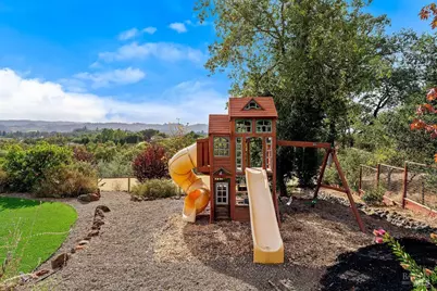 235 Clear Ridge Drive, Healdsburg, CA 95448 - Photo 45