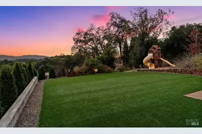 235 Clear Ridge Drive, Healdsburg, CA 95448 - Photo 35