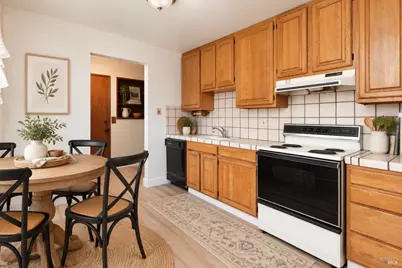 686 Dean Street, Hayward, CA 94541 - Photo 3