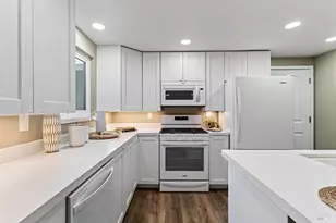 27 Blossom Ct, Napa, CA 94558 - Photo 7