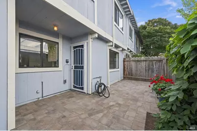 331 E T Street, Benicia, CA 94510 - Photo 29