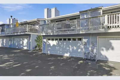 331 E T Street, Benicia, CA 94510 - Photo 35