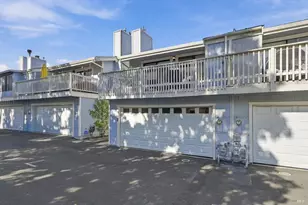 331 E T St, Benicia, CA 94510 - Photo 35