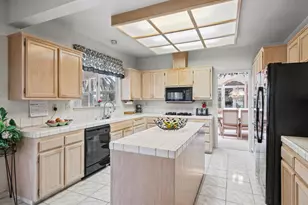 1039 Fennie Ct, Suisun City, CA 94585 - Photo 15