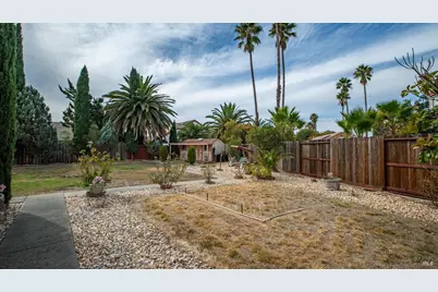 1039 Fennie Court, Suisun City, CA 94585 - Photo 51