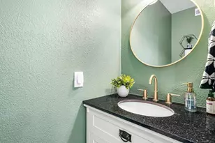 1722 Oldfield Way, Santa Rosa, CA 95401 - Photo 9