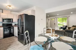 1722 Oldfield Way, Santa Rosa, CA 95401 - Photo 5