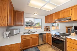 1621 Woodhue Ave, Santa Rosa, CA 95403 - Photo 7