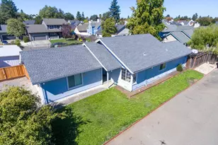 1621 Woodhue Ave, Santa Rosa, CA 95403 - Photo 3