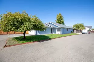 1621 Woodhue Ave, Santa Rosa, CA 95403 - Photo 33