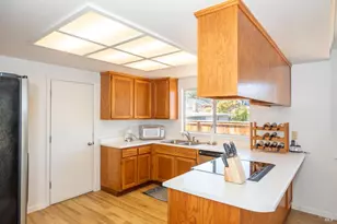1621 Woodhue Ave, Santa Rosa, CA 95403 - Photo 5