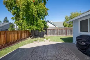 1621 Woodhue Ave, Santa Rosa, CA 95403 - Photo 27