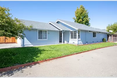 1621 Woodhue Avenue, Santa Rosa, CA 95403 - Photo 1