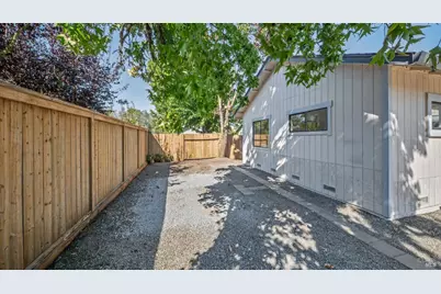 1133 Levine Drive, Santa Rosa, CA 95401 - Photo 9