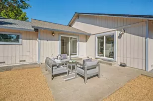 1133 Levine Dr, Santa Rosa, CA 95401 - Photo 13
