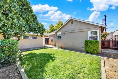 330 N Adams Street, Dixon, CA 95620 - Photo 11